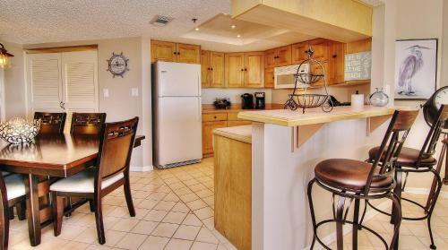 Beach Palms By Teeming Vacation Rentals