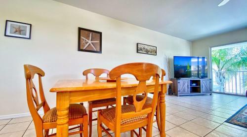 Beachside Villas 204b By Teeming Vacation Rentals