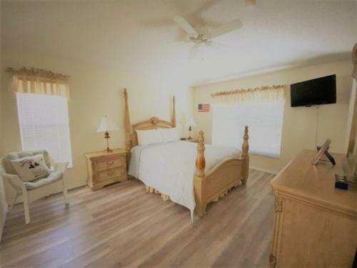 Villa Ian's Southern Dunes Vacation Home