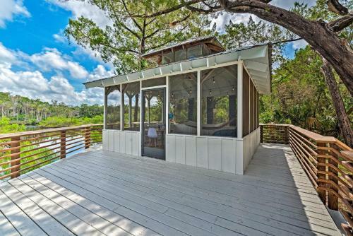 Old Homosassa Secluded Getaway With Private Island