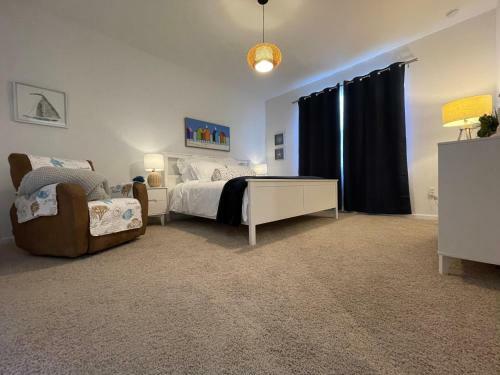 New 3br Spacious & Lux Beach House Theme By Air Base Miami
