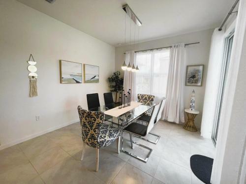 New 3br Spacious & Lux Beach House Theme By Air Base Miami