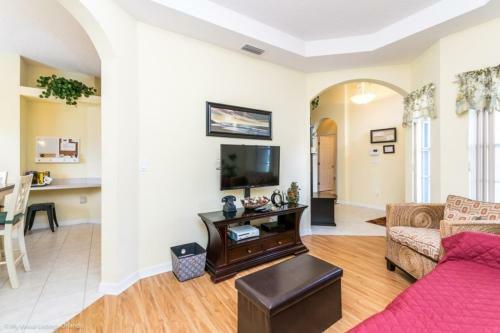 Fantastic 4 Br Home With Private Pool & Spa 137mh Villa