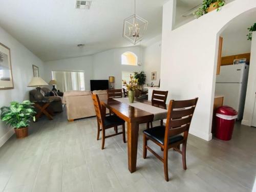 Southern Dunes For Golf Lovers! Home