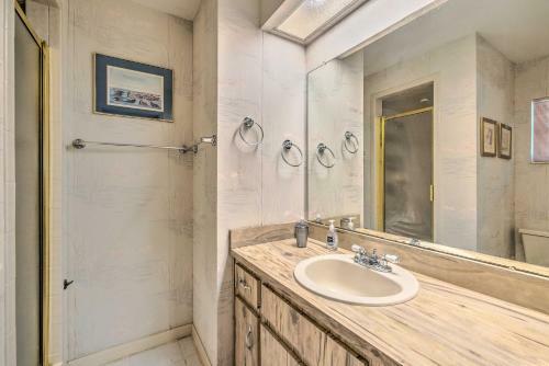 Canalfront Homosassa Escape With Private Dock!