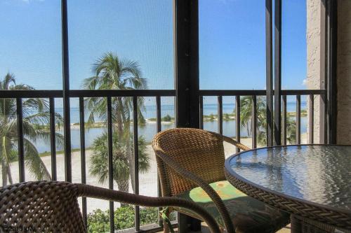 Eden House 306 By Kathy Nesbit Vacations