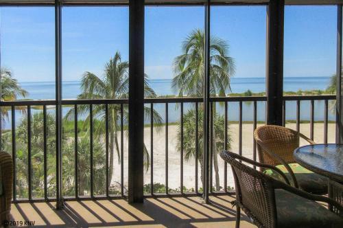 Eden House 306 By Kathy Nesbit Vacations