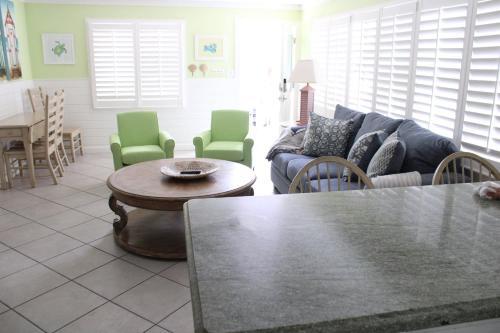 Upper Villa - Sunset Cottage At The Beach