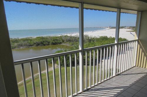 Sand Caper 705 By Kathy Nesbit Vacations