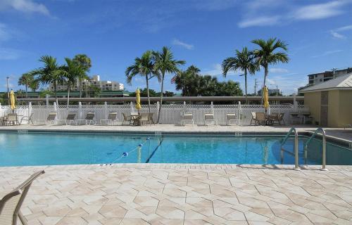 Sand Caper 705 By Kathy Nesbit Vacations