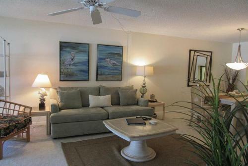 Sand Caper 407 By Kathy Nesbit Vacations