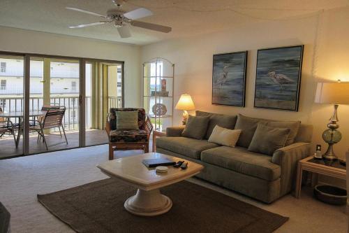 Sand Caper 407 By Kathy Nesbit Vacations