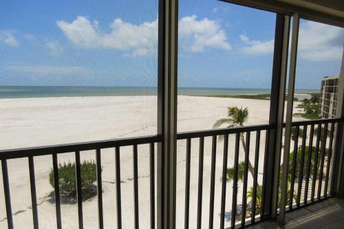 Carlos Pointe 512 By Kathy Nesbit Vacations