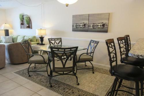 Castle Beach 302 By Kathy Nesbit Vacations