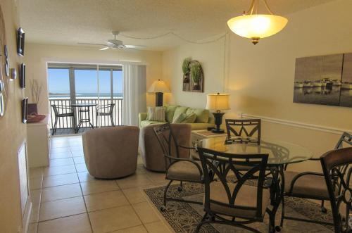 Castle Beach 302 By Kathy Nesbit Vacations