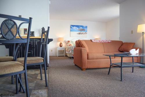 Estero Beach & Tennis 105b By Kathy Nesbit Vacations