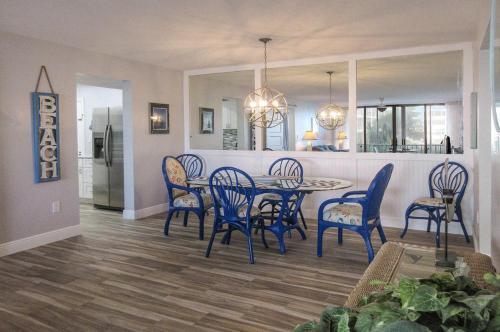 Creciente 213n By Kathy Nesbit Vacations