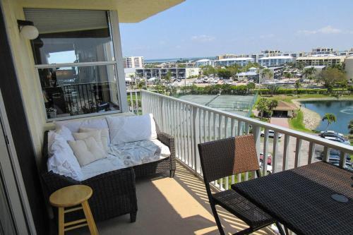 Estero Beach & Tennis 701b By Kathy Nesbit Vacations