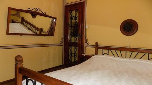 Hostal Dona Guest House