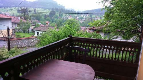 Hostal Dona Guest House