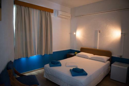 Le Village Hotel