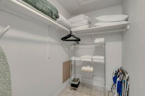 Wilton Manors Cottage 4 Bd 4 Bth W/2 Private Pools