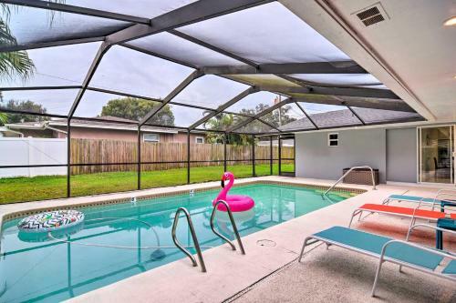 Updated Largo Home With Private Pool And Lanai!