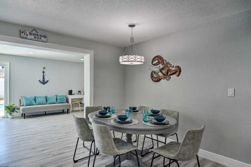 Bright Largo Home With Pool About 7 Mi To Beaches!