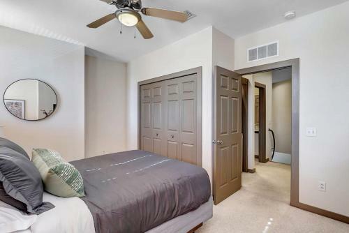 Modern, Insta-worthy 2b Townhome In Walkable Springfield!