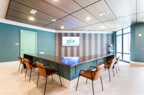 Stay Gia Modern 2 Bedroom Apartment At The Exchange