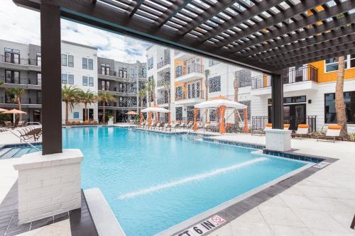 Stay Gia Modern 2 Bedroom Apartment At The Exchange