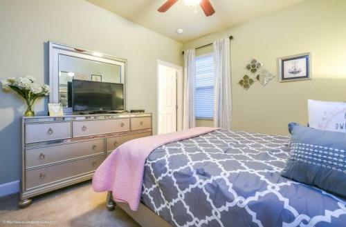 New Resort Homes Close By Accommodate 24 People