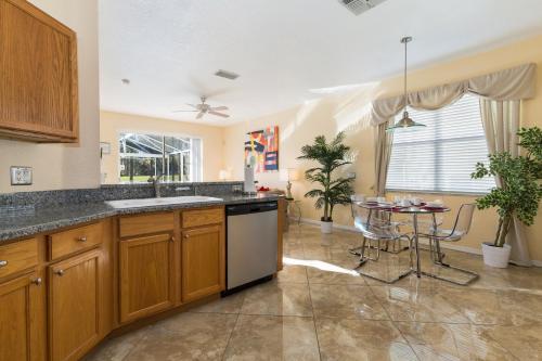 Villa 5 Bedroom Home At Highlands Reserve 157