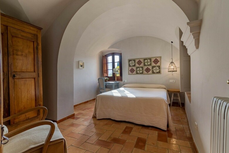 Hotel La Pla�a Madremanya