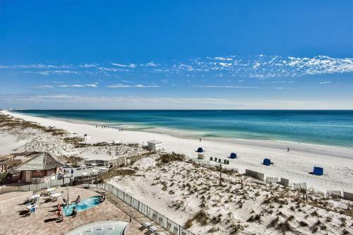 Apartamento Pelican Beach Resort By Tufan