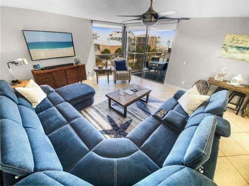 Mainsail Condominiums #332 By Destin Getaways