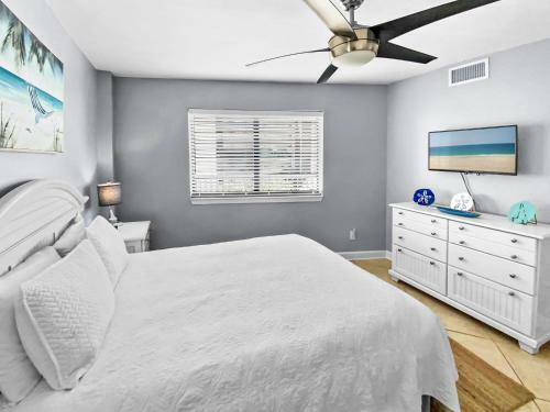 Mainsail Condominiums #332 By Destin Getaways