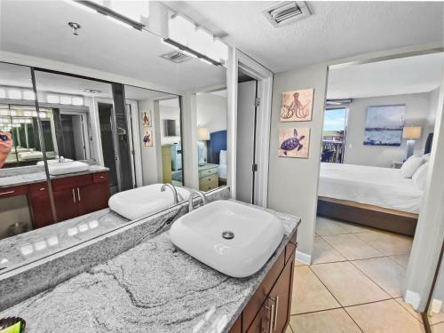 Mainsail Condominiums #332 By Destin Getaways