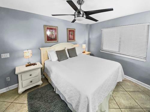 Mainsail Condominiums #332 By Destin Getaways