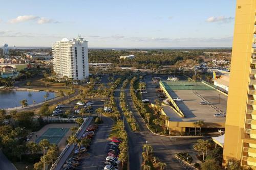 Apartamento Pelican Beach Resort Rentals
