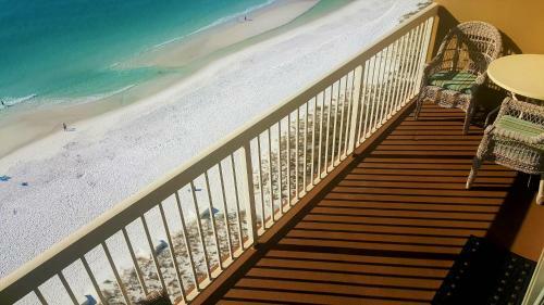 Apartamento Pelican Beach Resort Rentals