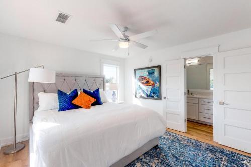 Cottages Of Crystal Beach: Clipper Cove