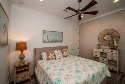 Sunshine Retreat By Destin Getaways