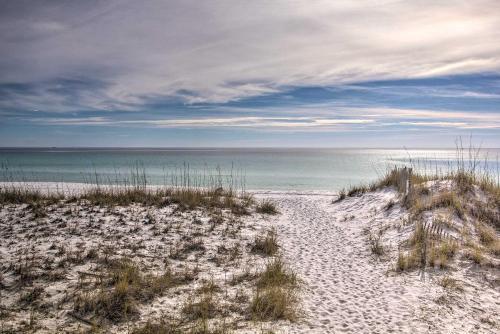 Apartamento Airy Destin Condo With Pool - Walk To Private Beach!