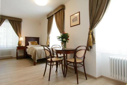 Apartamento Loveck� Z�mek Karl?tejn
