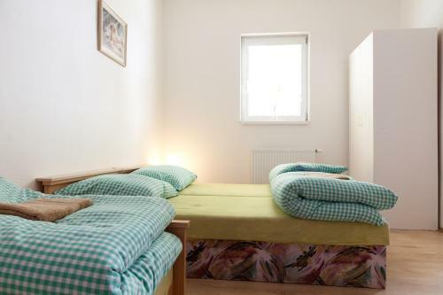 Hostal Restaurace Penzion Pod ?um�rn�kem