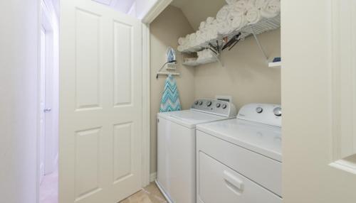 Compass Bay Sunny Palms Townhome - Four Bedroom Home