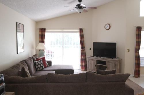 1061 Lake Berkley Drive Home