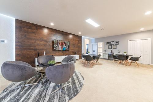 Villa Stunning Luxury Home Near Disney