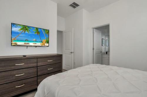 Large 10bd Sleep 21 Game Room Private Pool